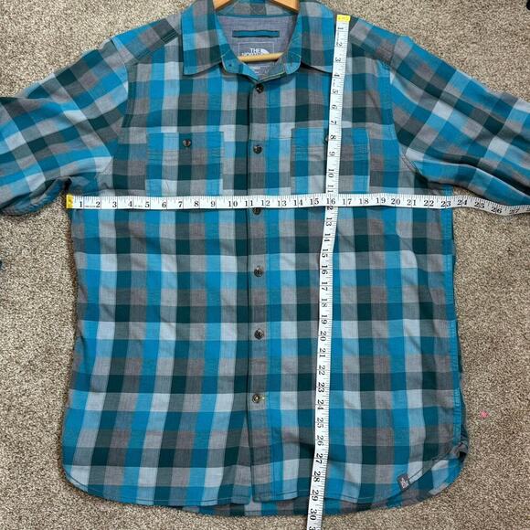 The North Face Men’s Blue Long Button Front Collared Shirt Plaid Outdoors Large - Picture 3 of 8